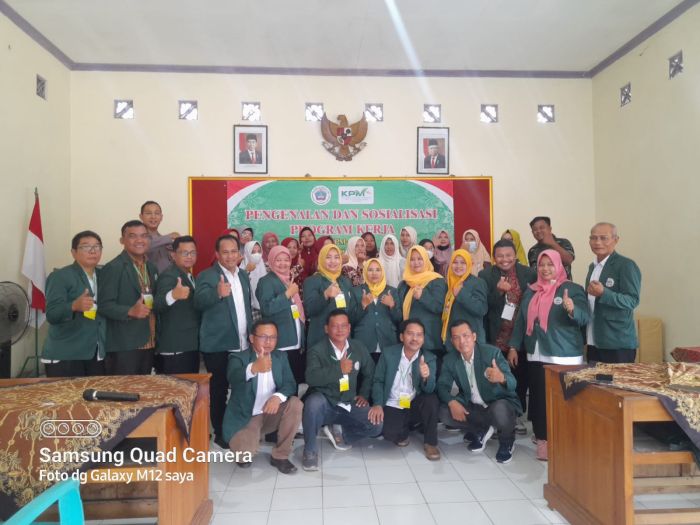 Sosialisasi Program Kerja KPM-46 Kelompok 107 Mahasiswa UNSIQ di Desa Kalirejo