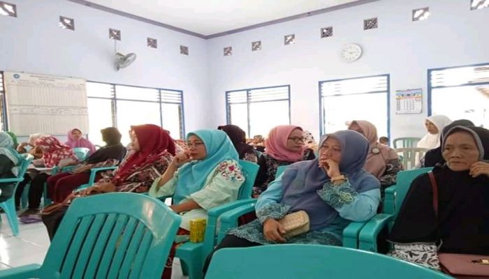 TP.PKK DESA KALIREJO ADAKAN PERTEMUAN RUTIN 01