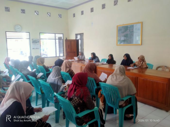 Rapat koordinasi bulanan lembaga PKK Desa Kalirejo Kecamatan Kebumen 01