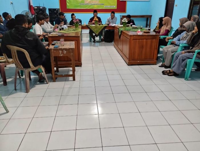 Rapat tim persiapan karnaval mini Desa Kalirejo